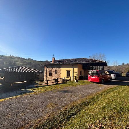 Affittacamere La Casona De Sovina Piloña Esterno foto